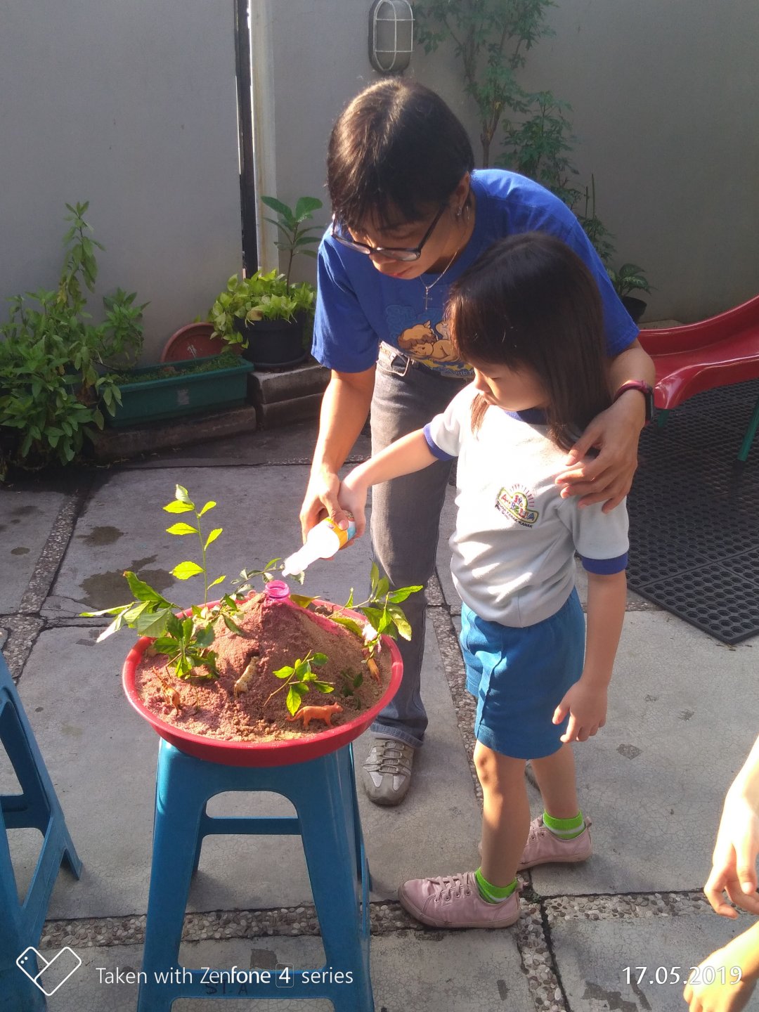 Praktek Gunung Meletus Foto
